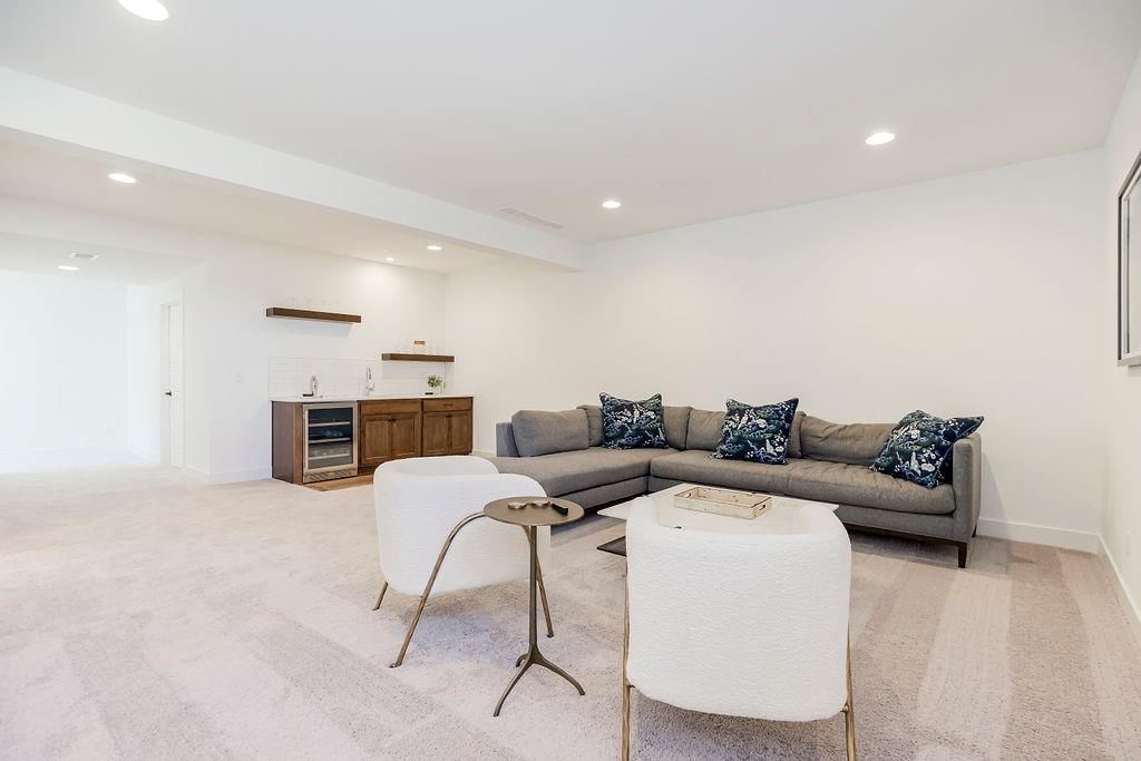 16986 S Kimble Street — photo 44