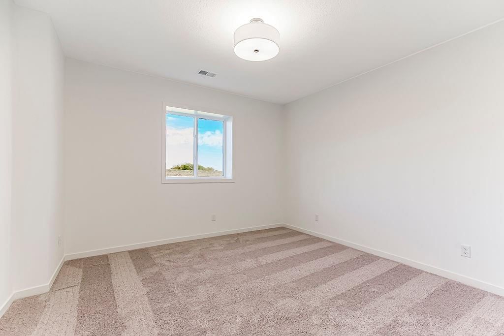 16986 S Kimble Street — photo 47