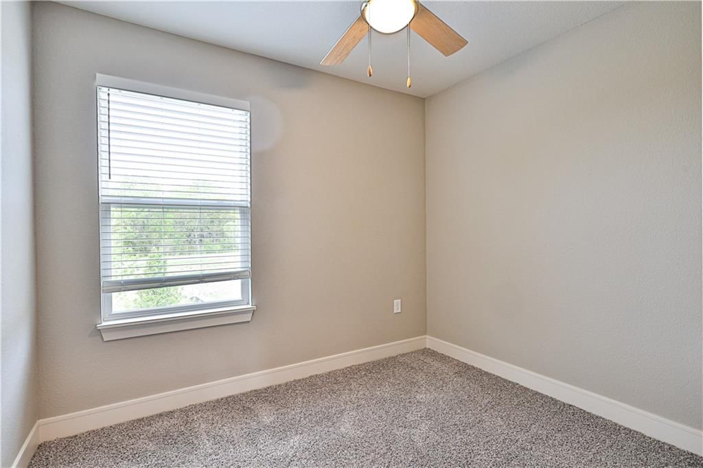 1502 NE Shale Court — photo 26