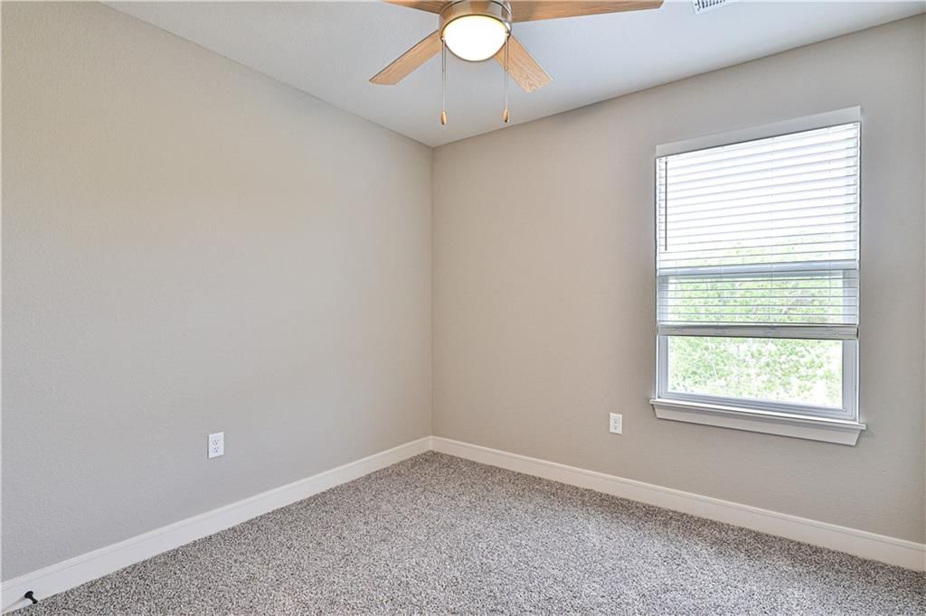 1502 NE Shale Court — photo 28