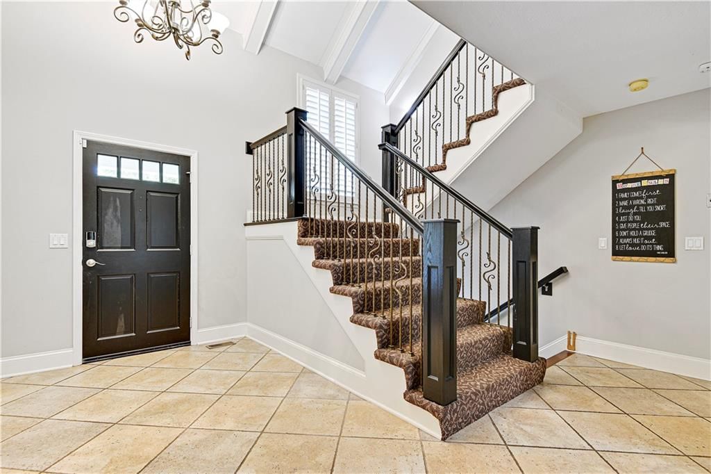 Photo 5 of 52 - 4405 W 126th Street