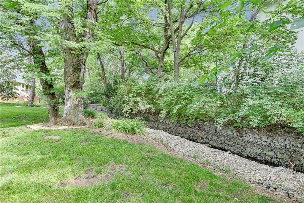 Photo 52 of 52 - 4405 W 126th Street