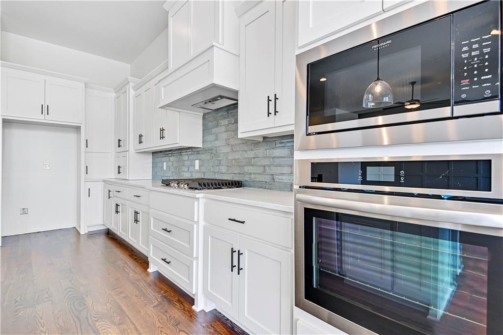 2400 W 146th Street — photo 13