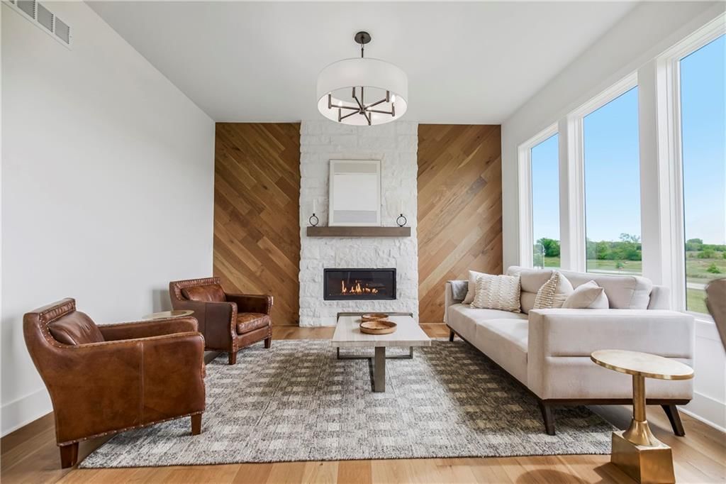 2813 W 175th Place — photo 3