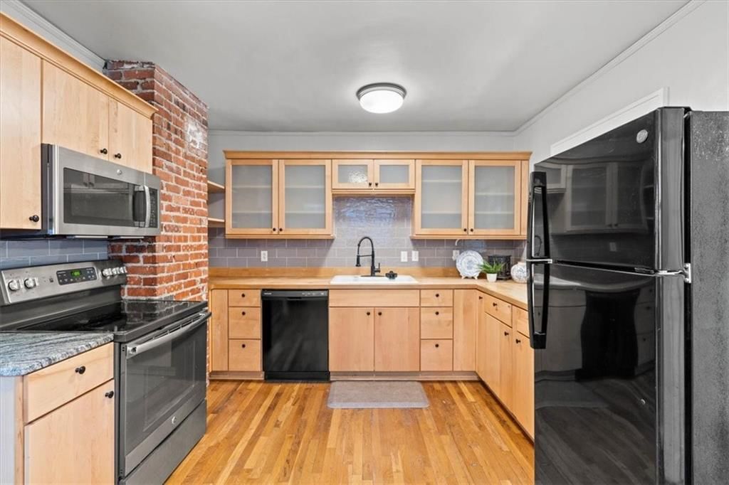 4461 Booth Street — photo 5