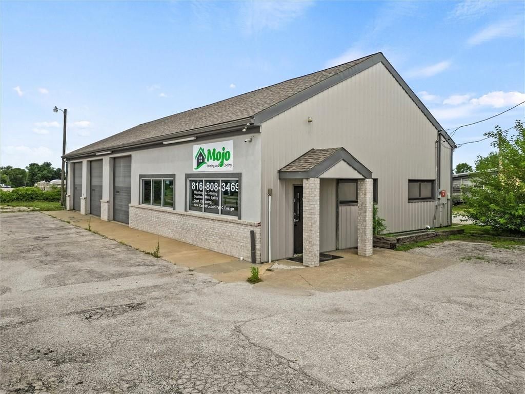 1900 W US 69 Highway — photo 4