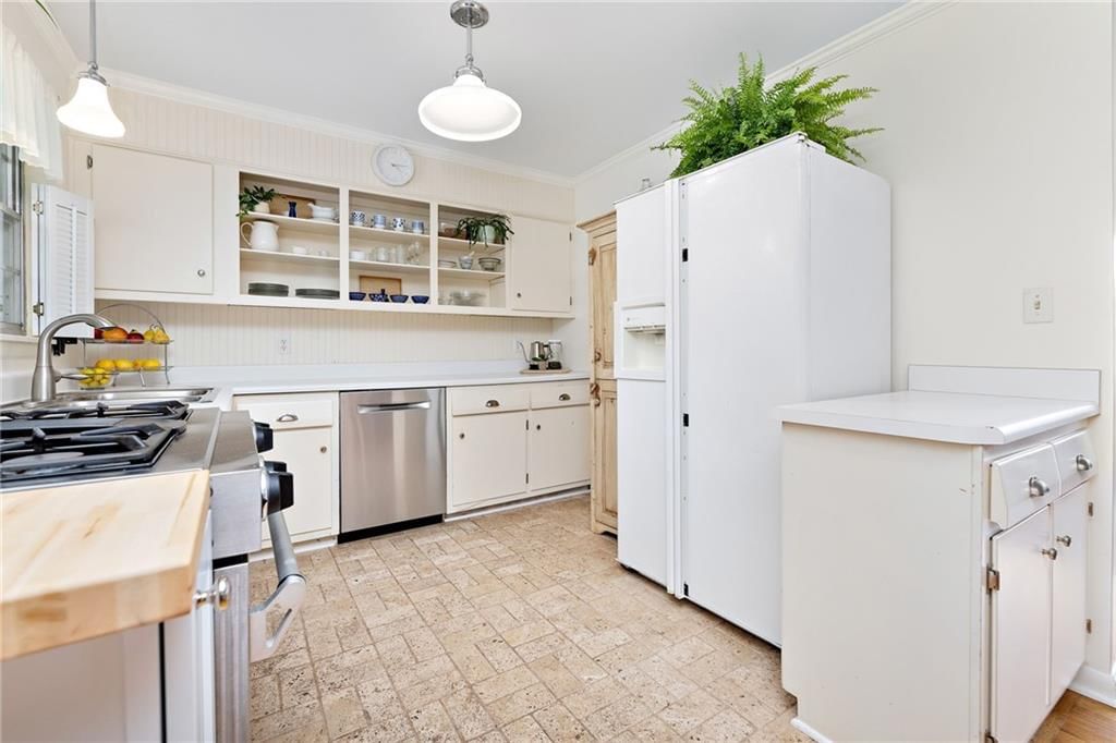 11313 Jackson Avenue — photo 12