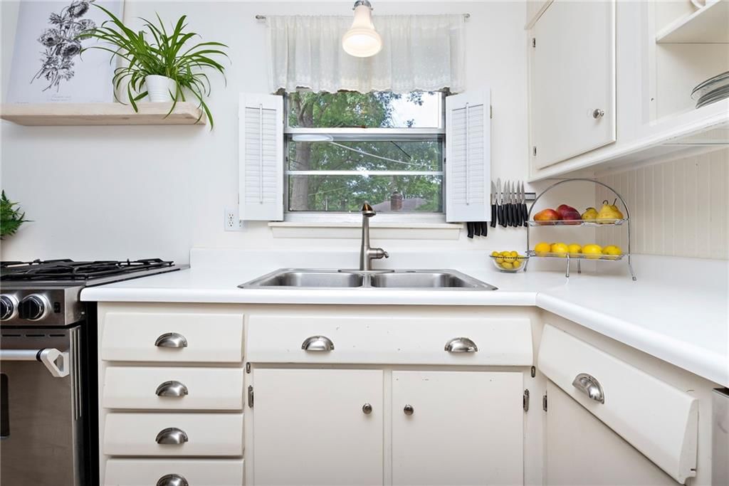 11313 Jackson Avenue — photo 13