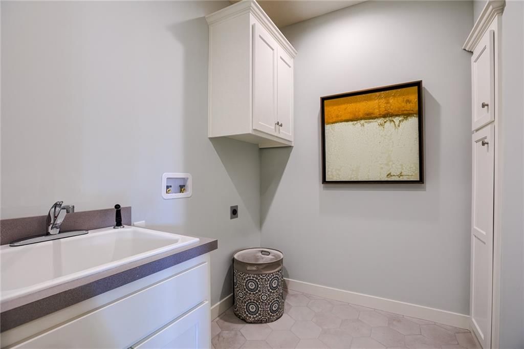 6630 MCCormick Drive — photo 18