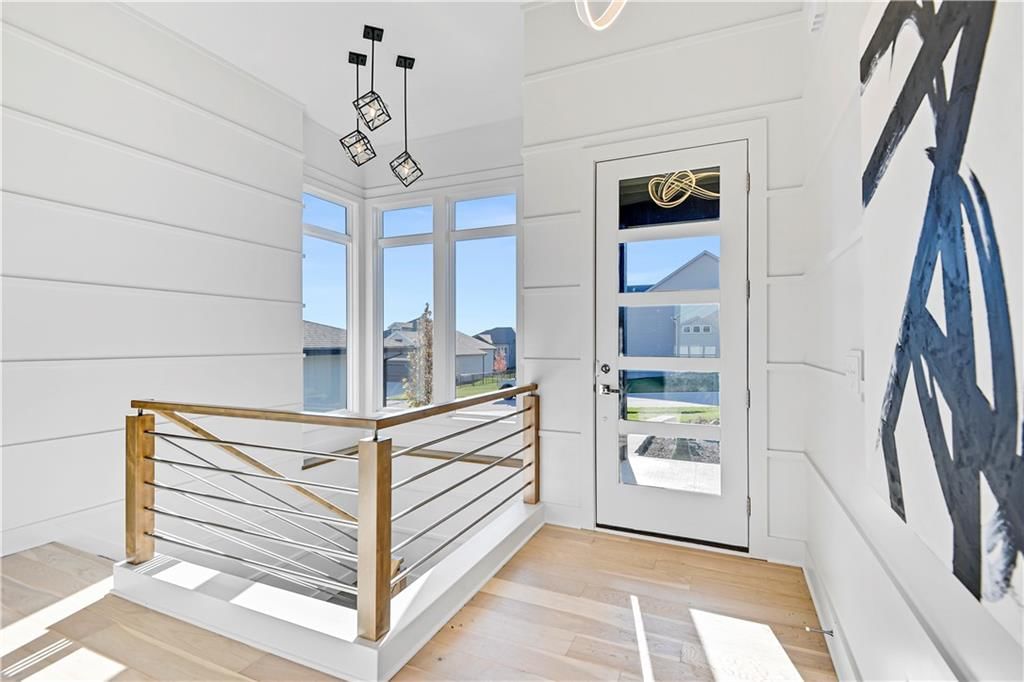 17321 Gillette Street — photo 2