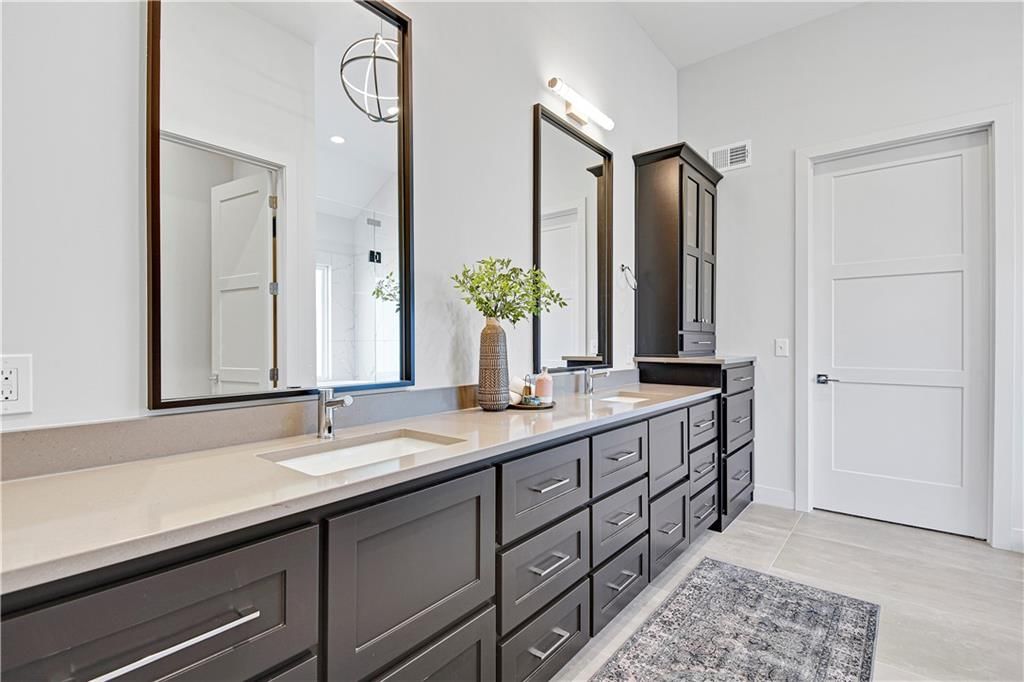 17321 Gillette Street — photo 25