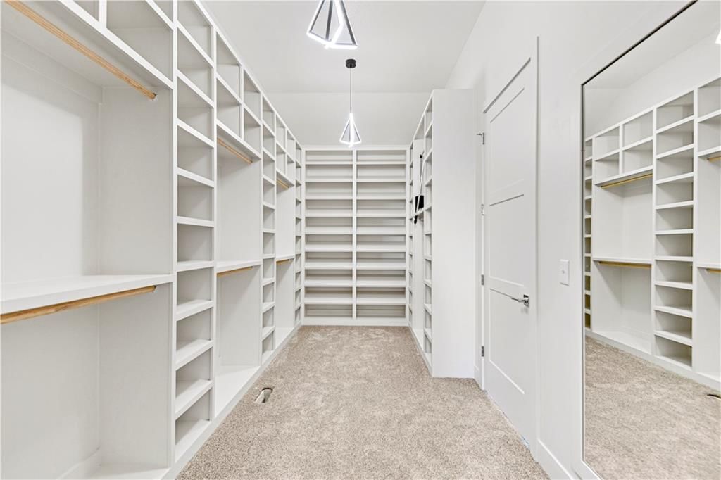 17321 Gillette Street — photo 27