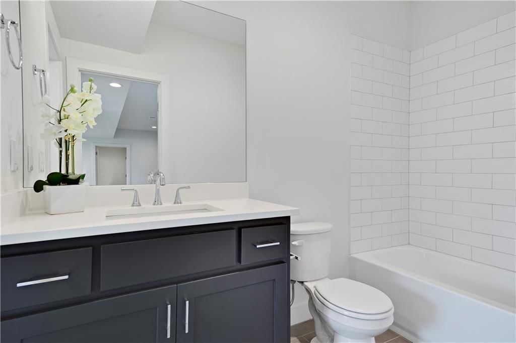 17321 Gillette Street — photo 41