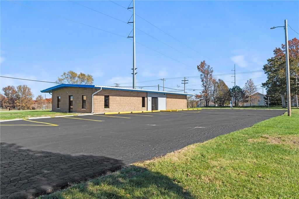 502 W Markey Road — photo 3