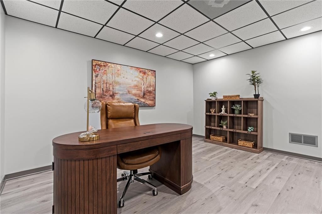 502 W Markey Road — photo 32