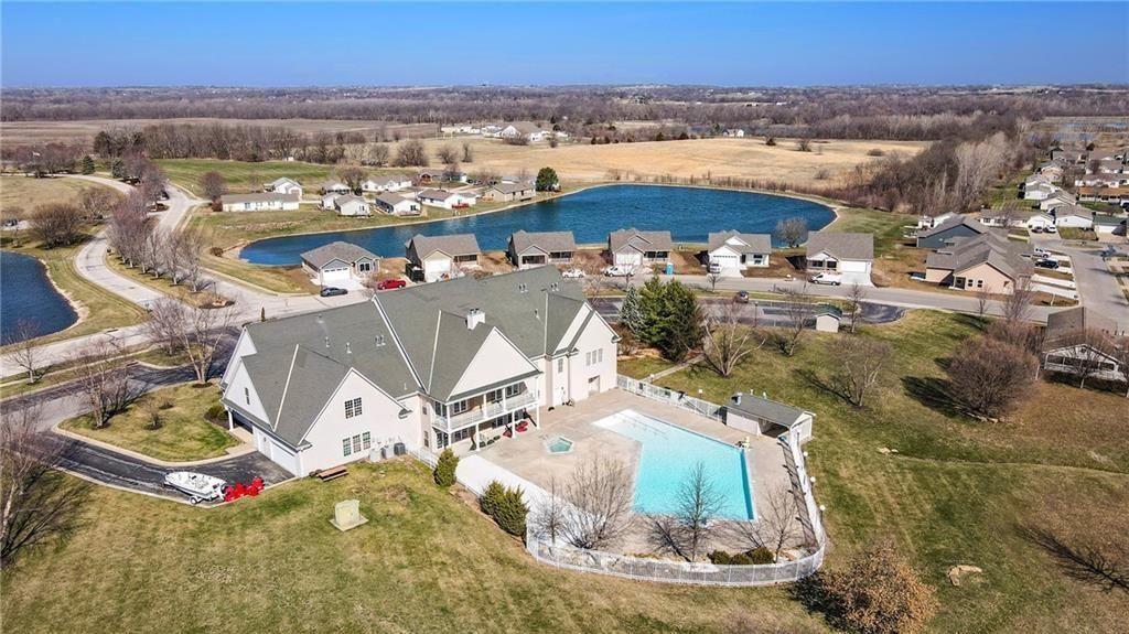 410 NE Sycamore Court — photo 29