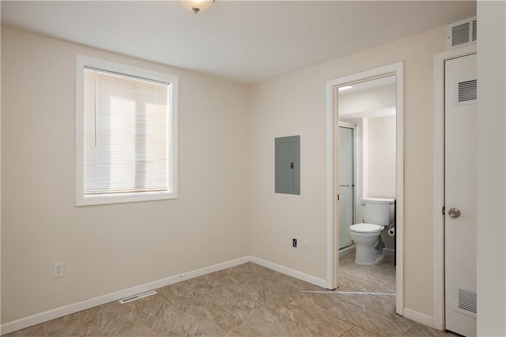 525 N Osage Street — photo 15