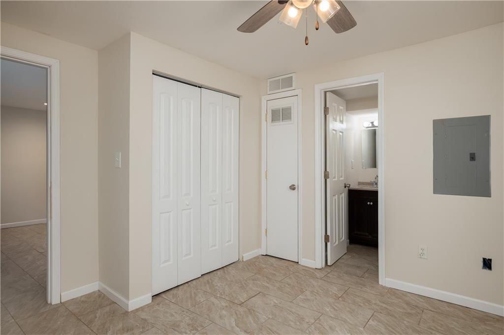 525 N Osage Street — photo 21