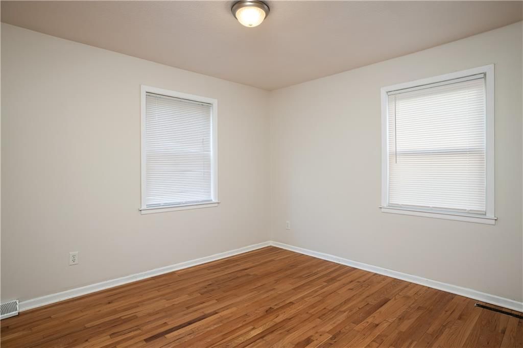 525 N Osage Street — photo 28