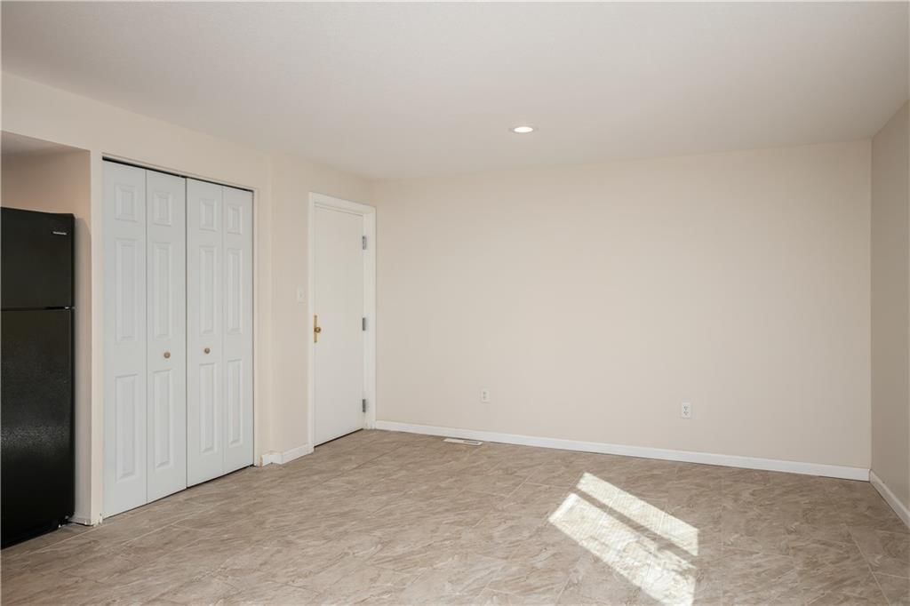 525 N Osage Street — photo 30