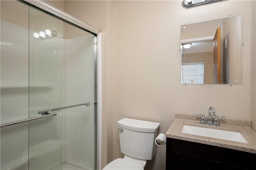 525 N Osage Street — photo 33