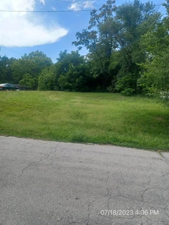 10300 E Norledge Avenue — photo 3