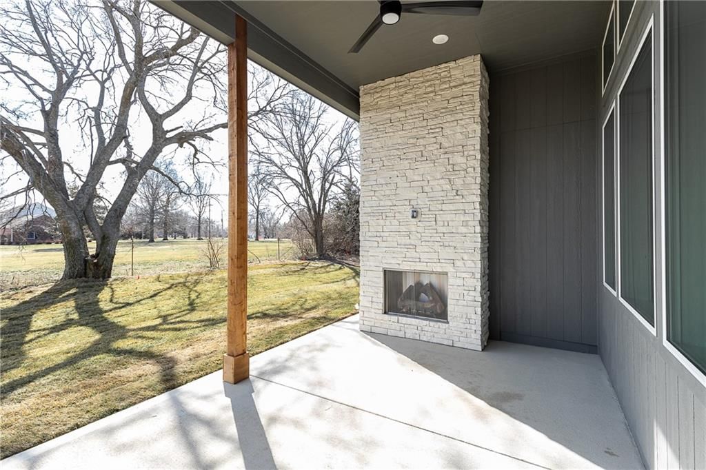 3805 W 187th Street — photo 57