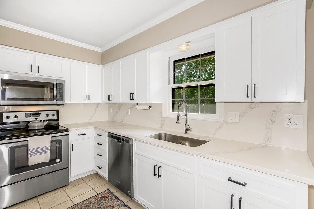 9919 Linden Street — photo 11
