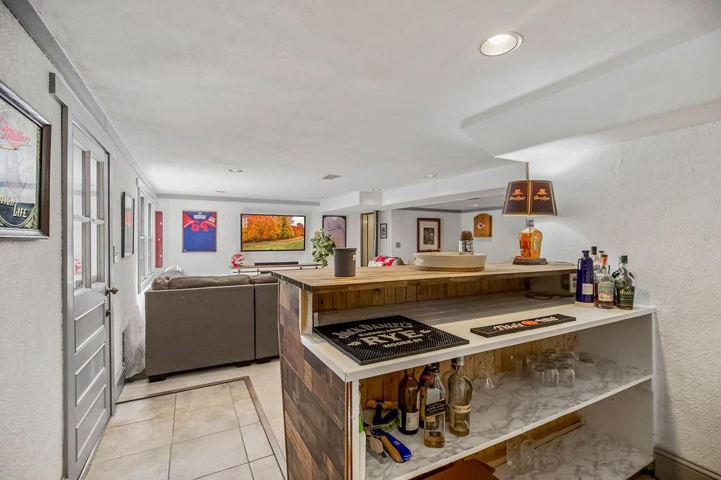 9919 Linden Street — photo 23