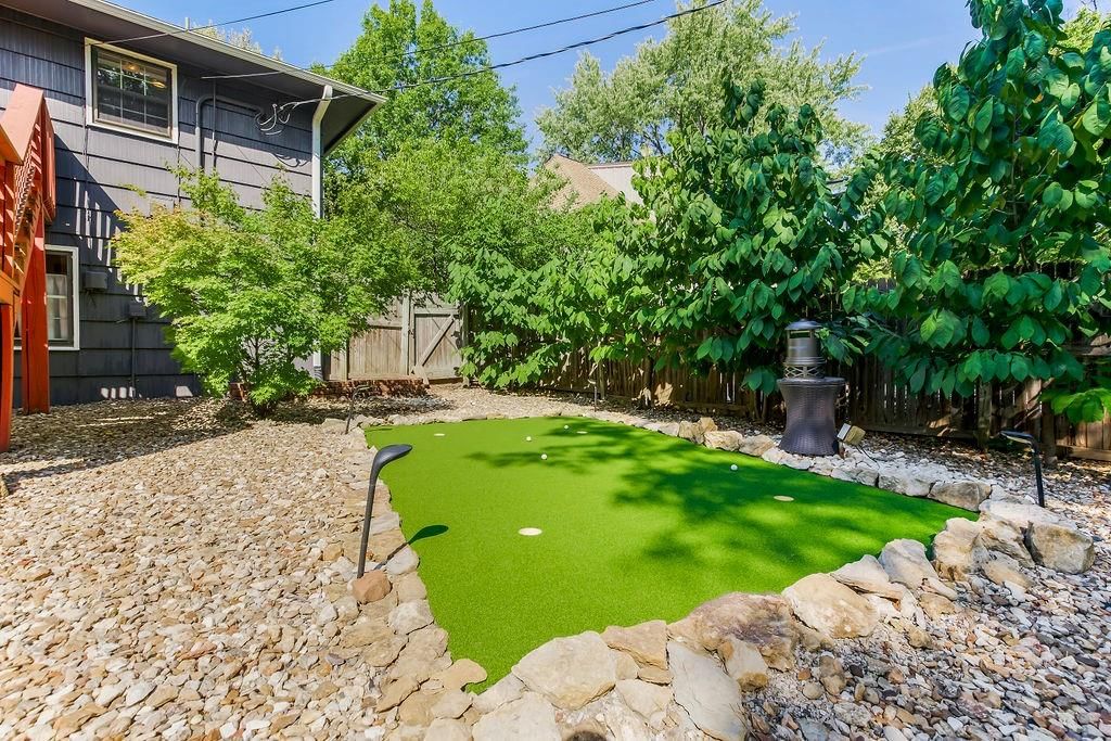 9919 Linden Street — photo 31