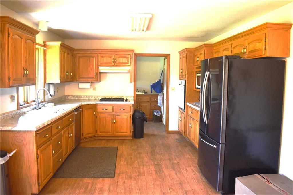 515 E Sheridan Street — photo 6