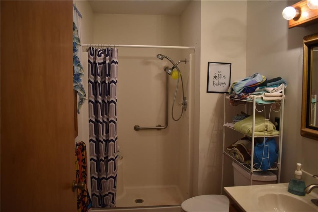 515 E Sheridan Street — photo 10