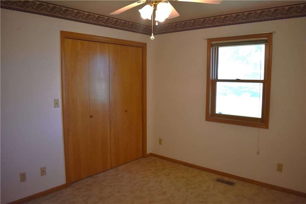 515 E Sheridan Street — photo 12