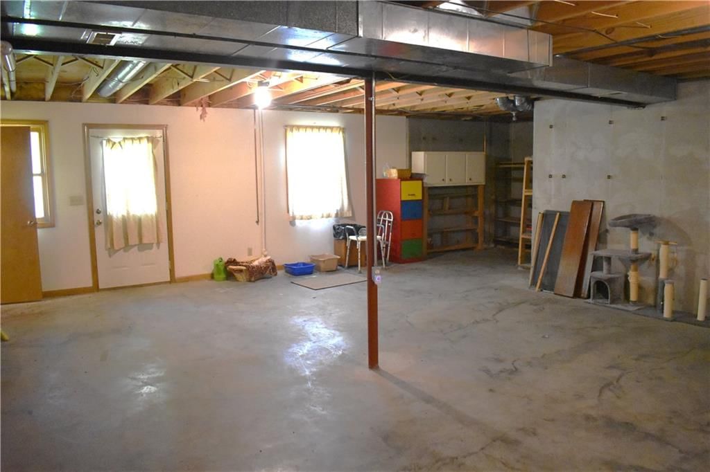 515 E Sheridan Street — photo 22
