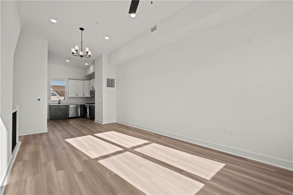 451 SW Longview Boulevard — photo 6