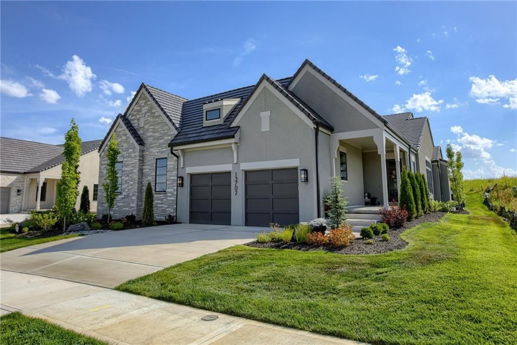 13702 Pembroke Lane — photo 7