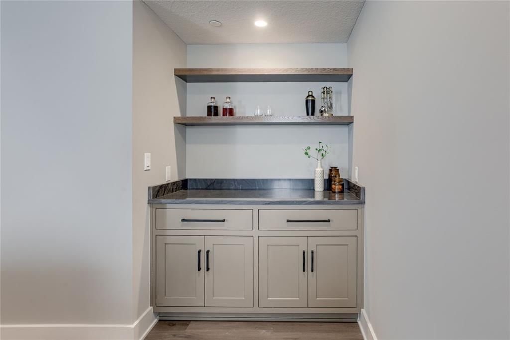 13706 Pembroke Lane — photo 31