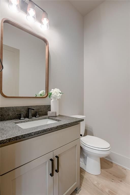 13708 Pembroke Lane — photo 16