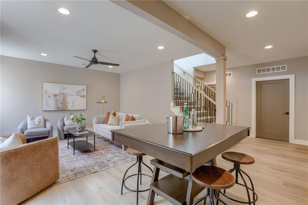 13708 Pembroke Lane — photo 27