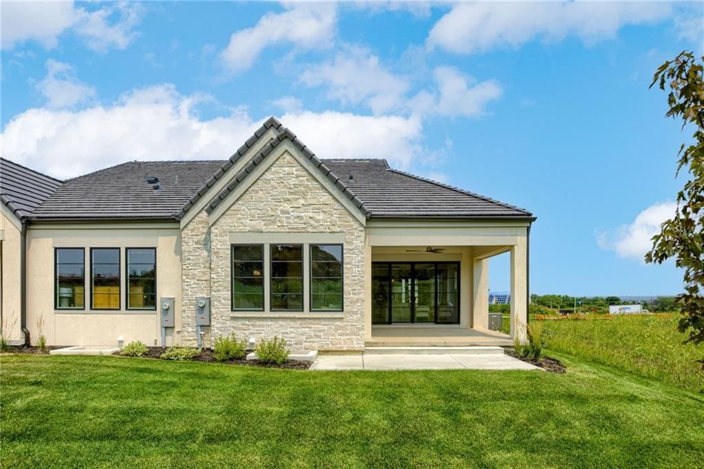 13708 Pembroke Lane — photo 35