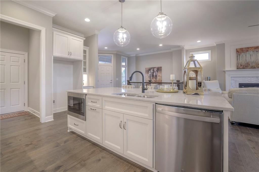 12204 W 138th Place — photo 3