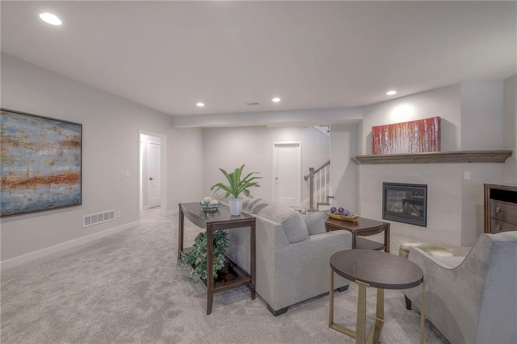 13812 Quigley Street — photo 52