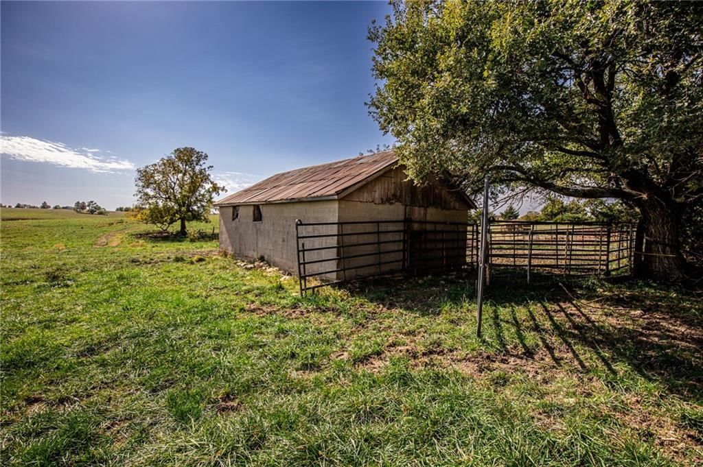 311th Switzer Road — photo 4