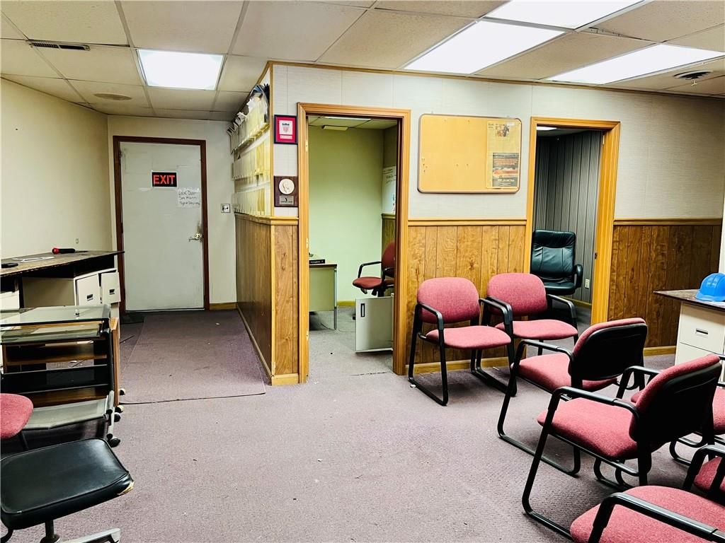 Photo 9 of 27 - 1828 Frederick Avenue