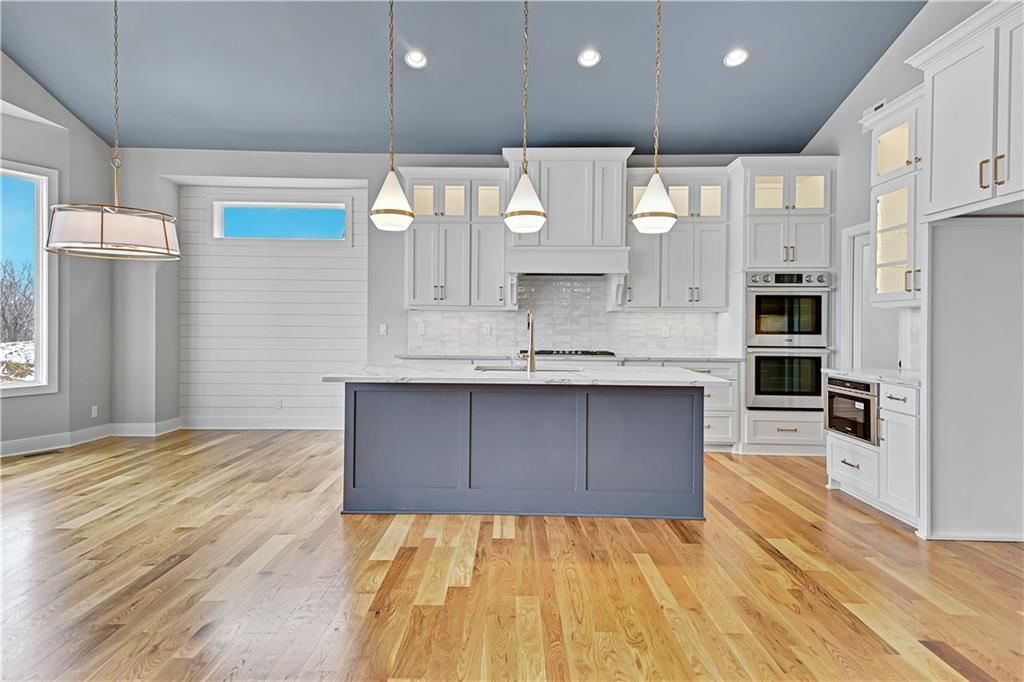 17409 Parkhill Street — photo 9