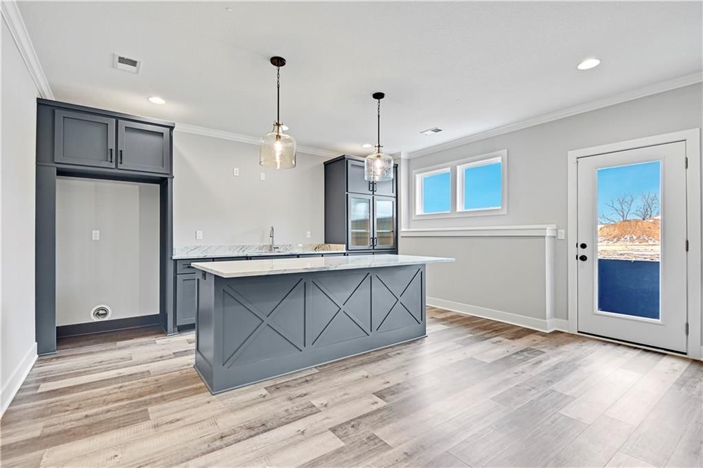 17409 Parkhill Street — photo 37