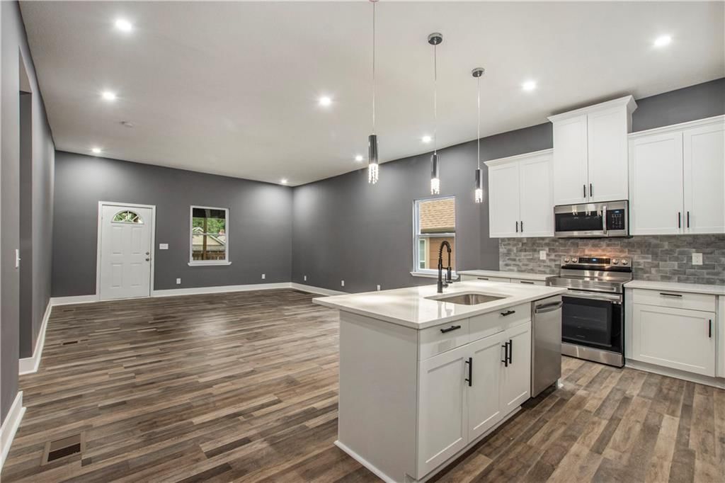 506 Dakota Street — photo 14