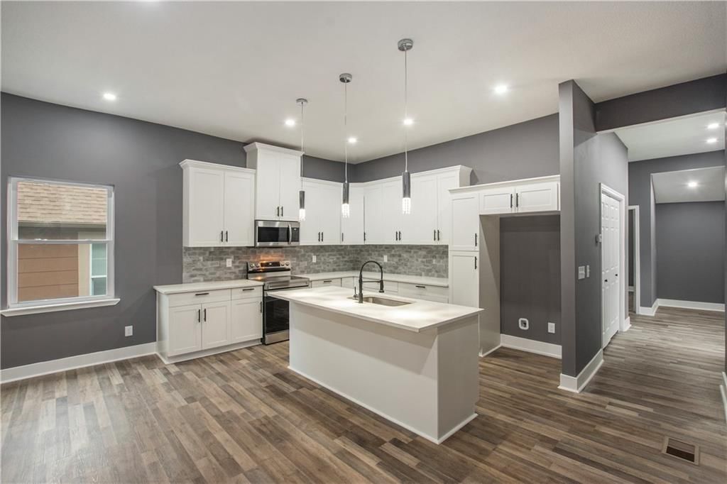 506 Dakota Street — photo 15