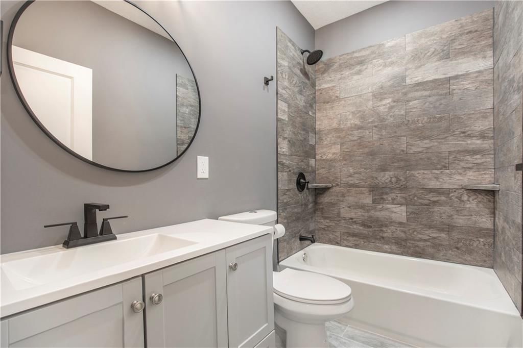 506 Dakota Street — photo 26