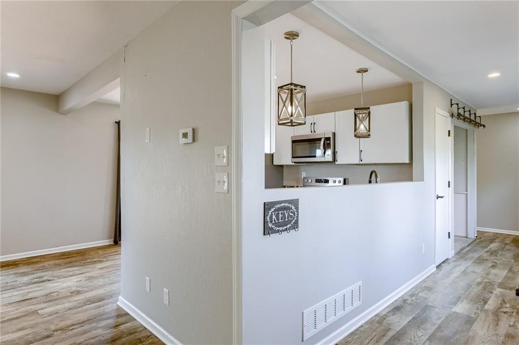 847 Lake Viking Terrace — photo 15